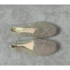 TOMS Natural Texture Blocked Shoe. Gray Toms Size 7w.